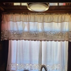 Cream and White Elegant Drapes for a Sophisticated Touch